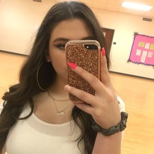 Meet your Posher, Skye